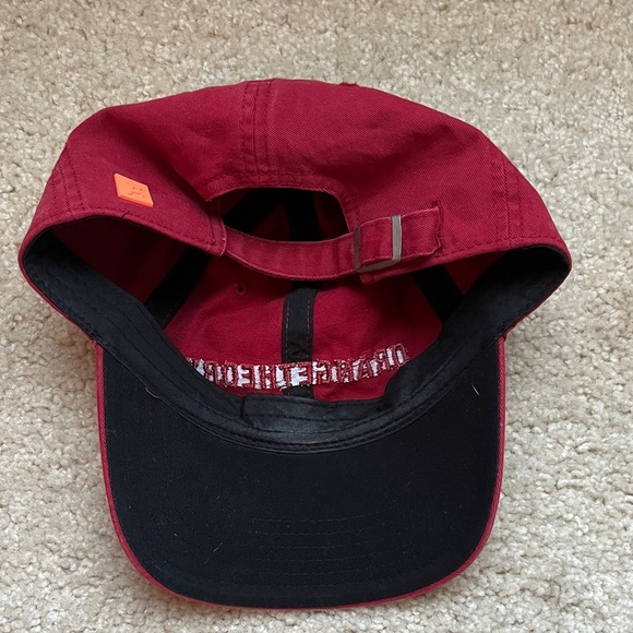 Orangetheory Burgundy Cap - Picture 3 of 4